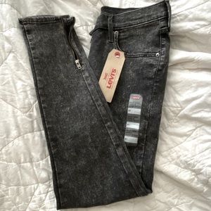 Levi’s mile high super skinny jeans NWT